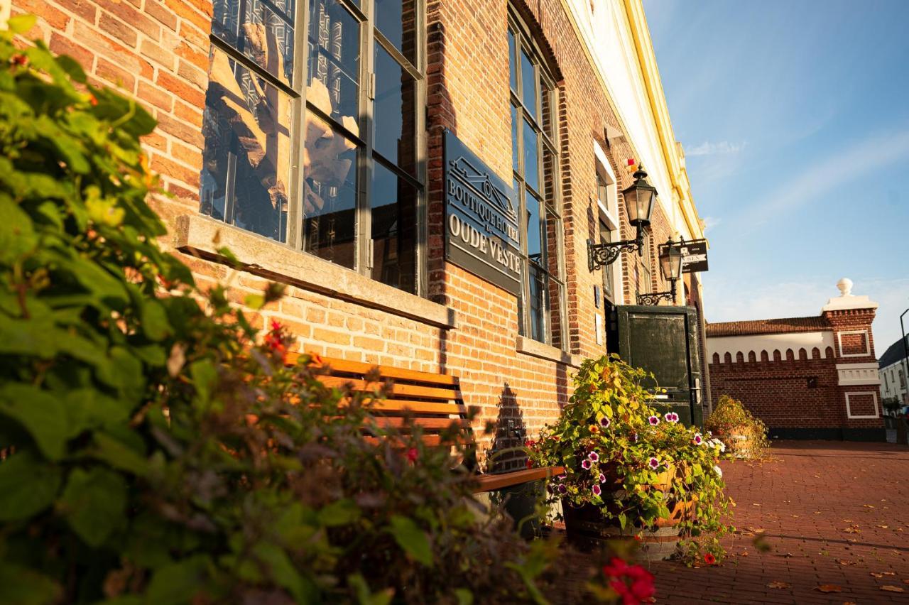 Boutique Hotel De Oude Veste 헬레보에스루이스 외부 사진