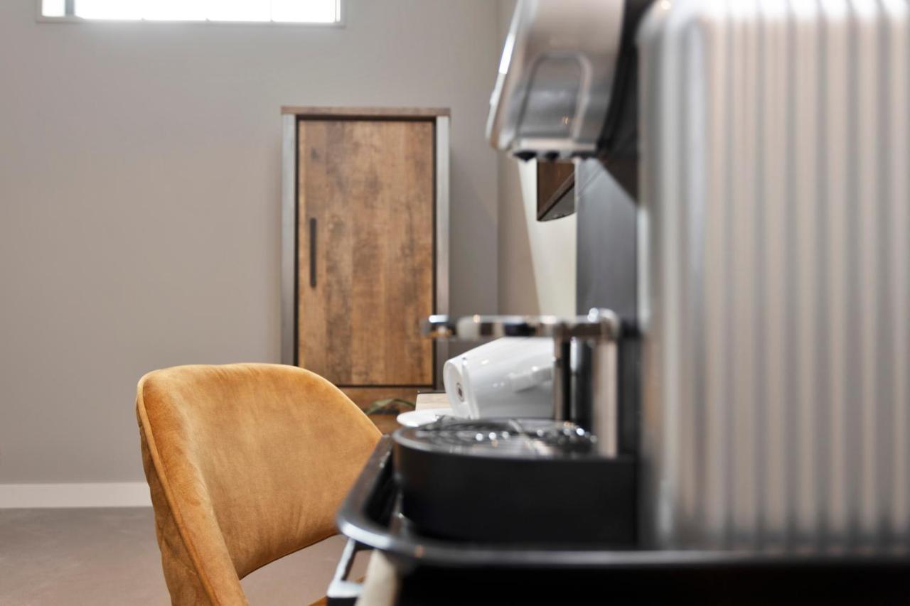 Boutique Hotel De Oude Veste 헬레보에스루이스 외부 사진