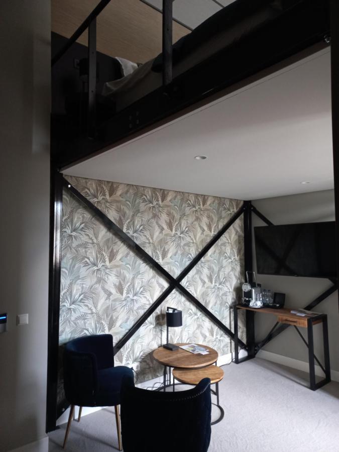 Boutique Hotel De Oude Veste 헬레보에스루이스 외부 사진